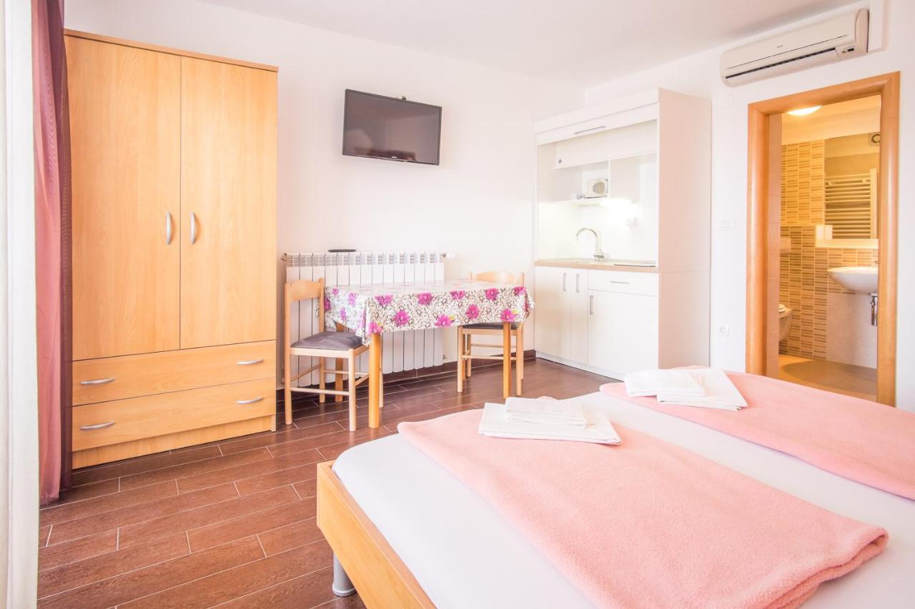 Apartments Bogdanic Krk I Krk Town Dış mekan fotoğraf